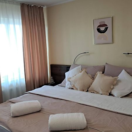 Orient Apartmanhaz Eger Exterior foto