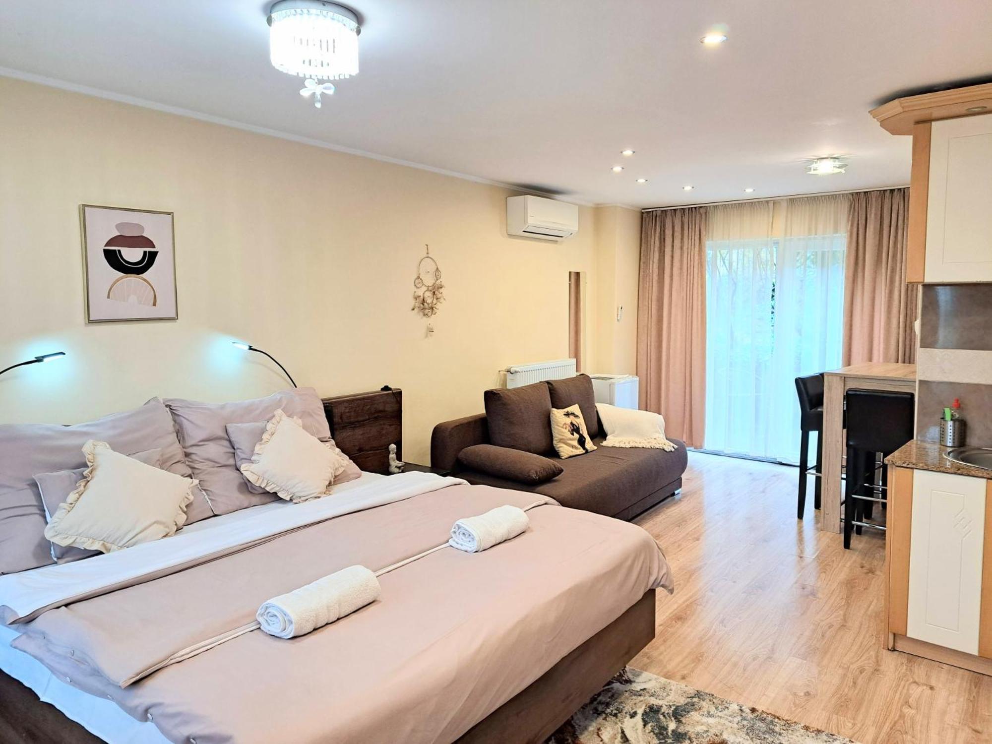 Orient Apartmanhaz Eger Exterior foto